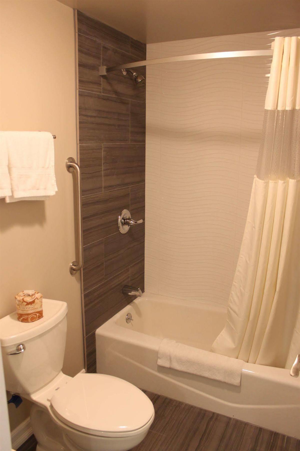 Friendly Hills Inn Whittier Ngoại thất bức ảnh