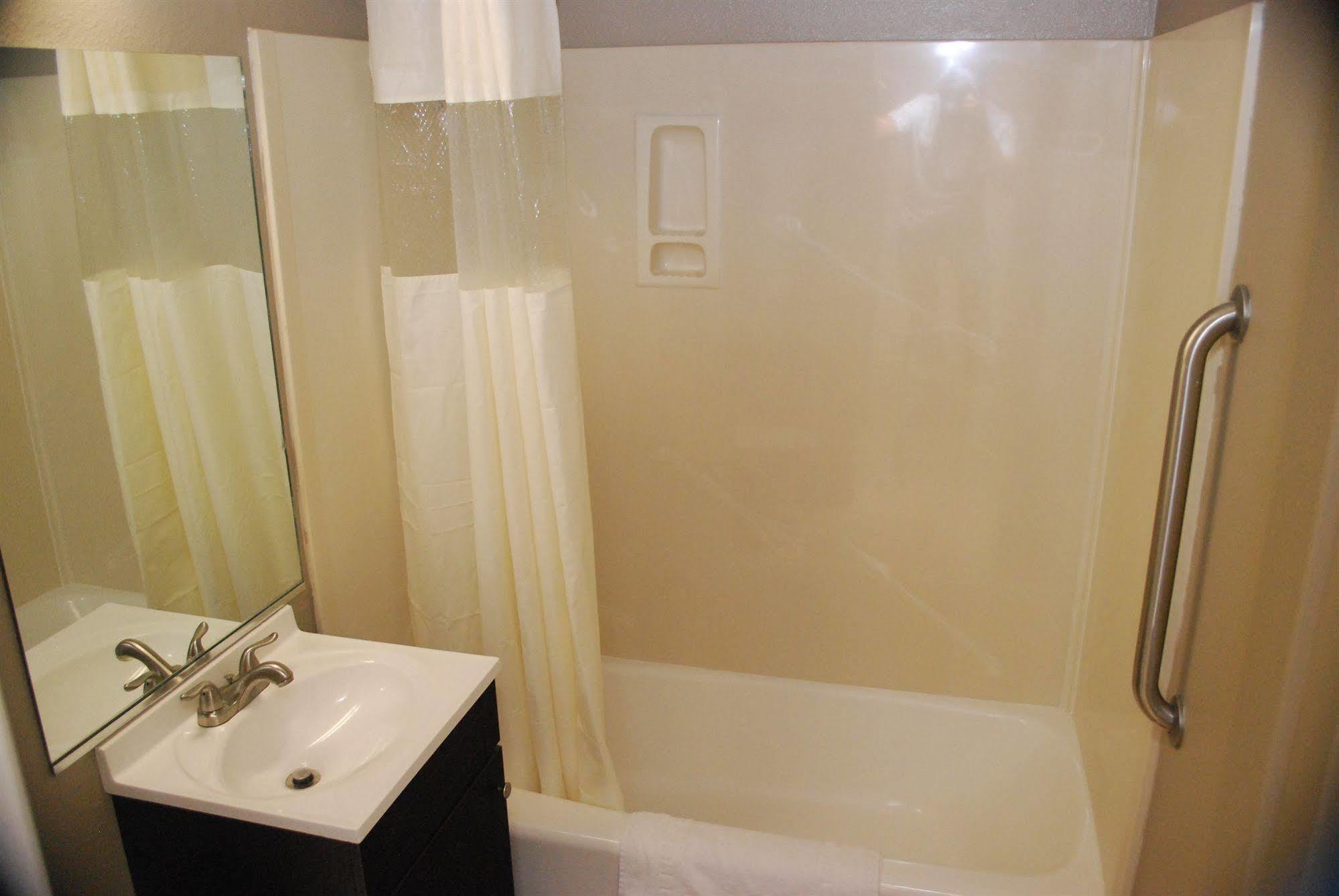 Friendly Hills Inn Whittier Ngoại thất bức ảnh